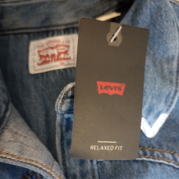 Levi's Solid Relaxed Fit Shirt Denim - Picture 6 of 14